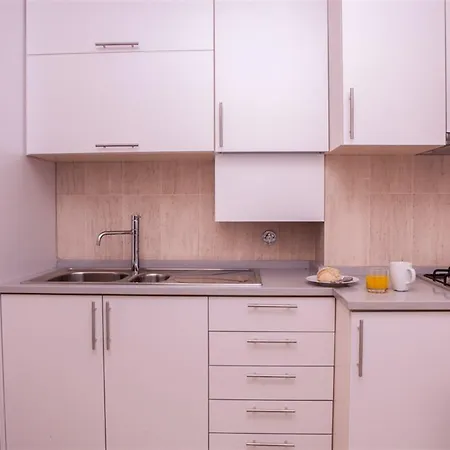 Apartman Sparkling 4 Bedroom In *