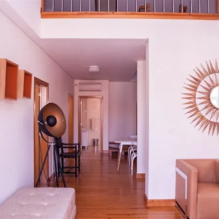 Sparkling 4 Bedroom In Lägenhet Lisboa