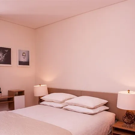 Sparkling 4 Bedroom In Lisboa